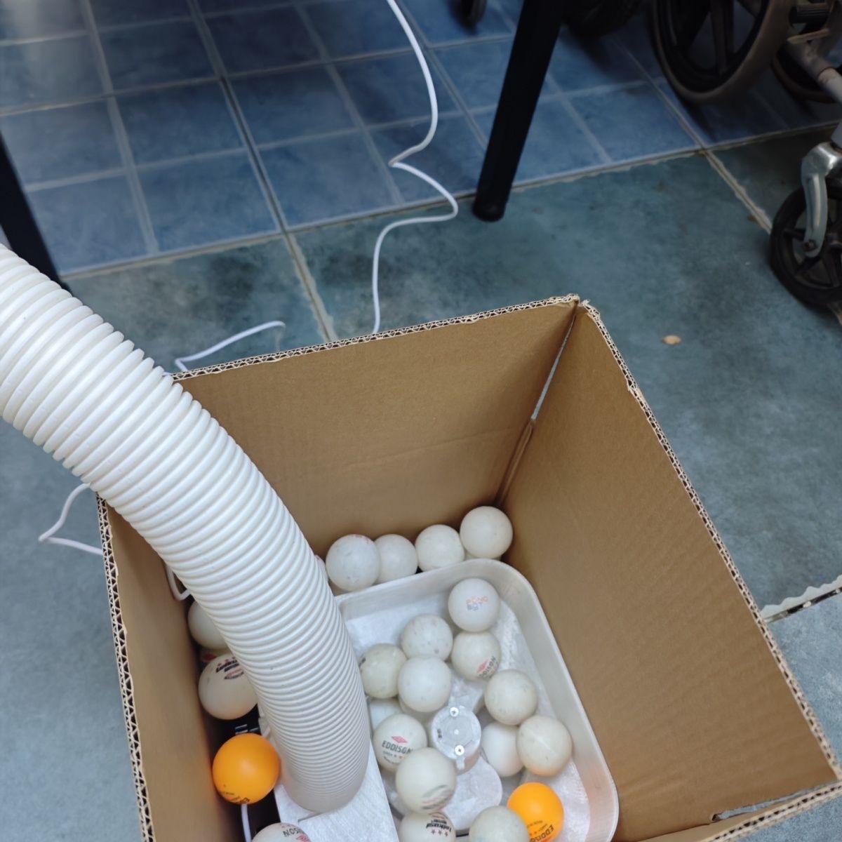Automatic Table Tennis Loading - Table Tennis Trainer review and price